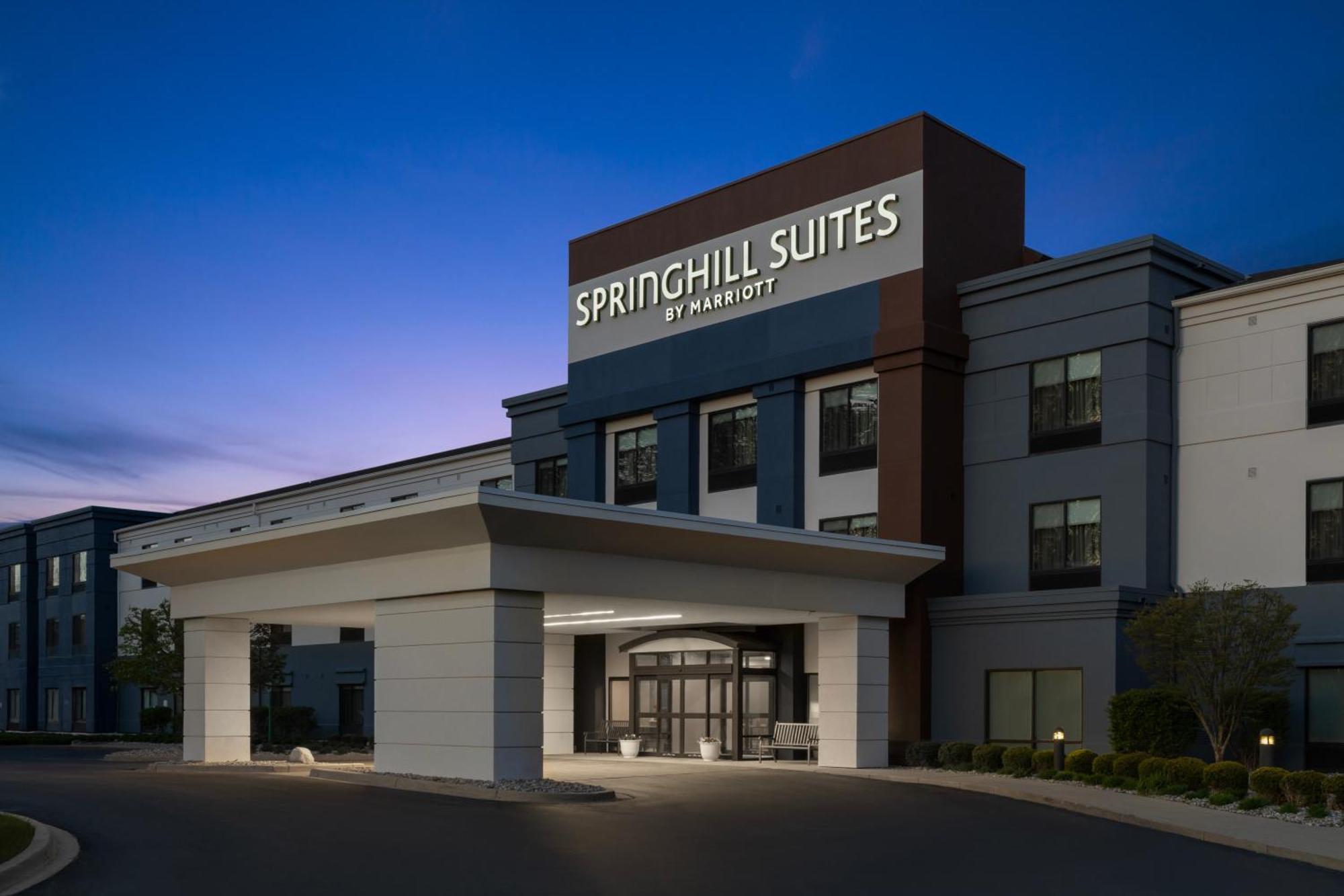 Springhill Suites By Marriott Grand Rapids Airport Southeast Cascade Exterior foto